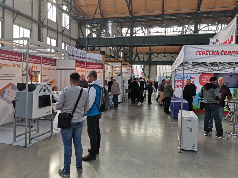 Communiqué de presse du Salon de l’épargne – Construction, chaleur, énergie Ostrava.  L’exposition sur l’épargne fournira des conseils sur la manière de se chauffer de manière économique et de construire de manière moderne.